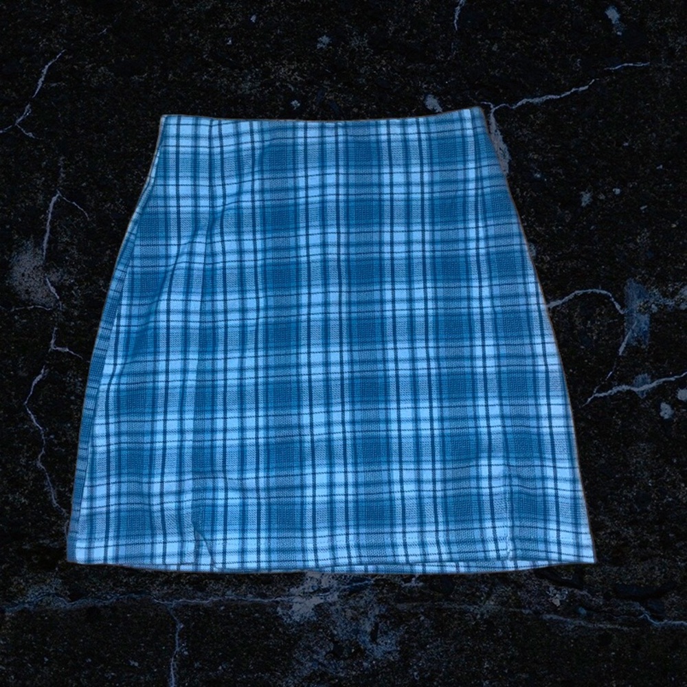 brandy melville blue plaid skirt